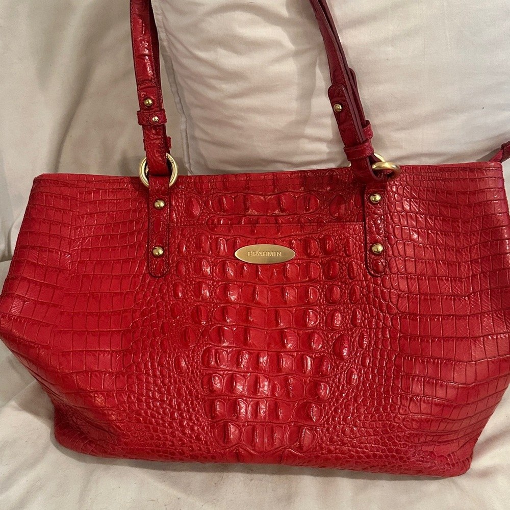 Brahmin Red Croc-Embossed Shoulder Bag with Glossy Finish